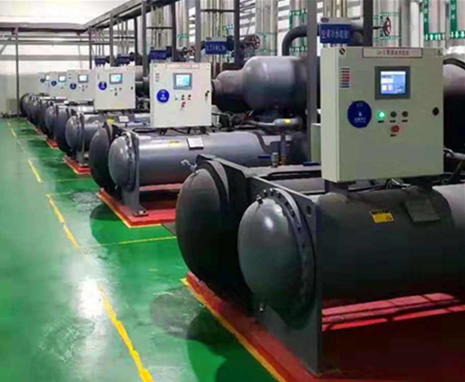 低溫冷水機組性能特點概述 低溫冷水機組性能特點概述